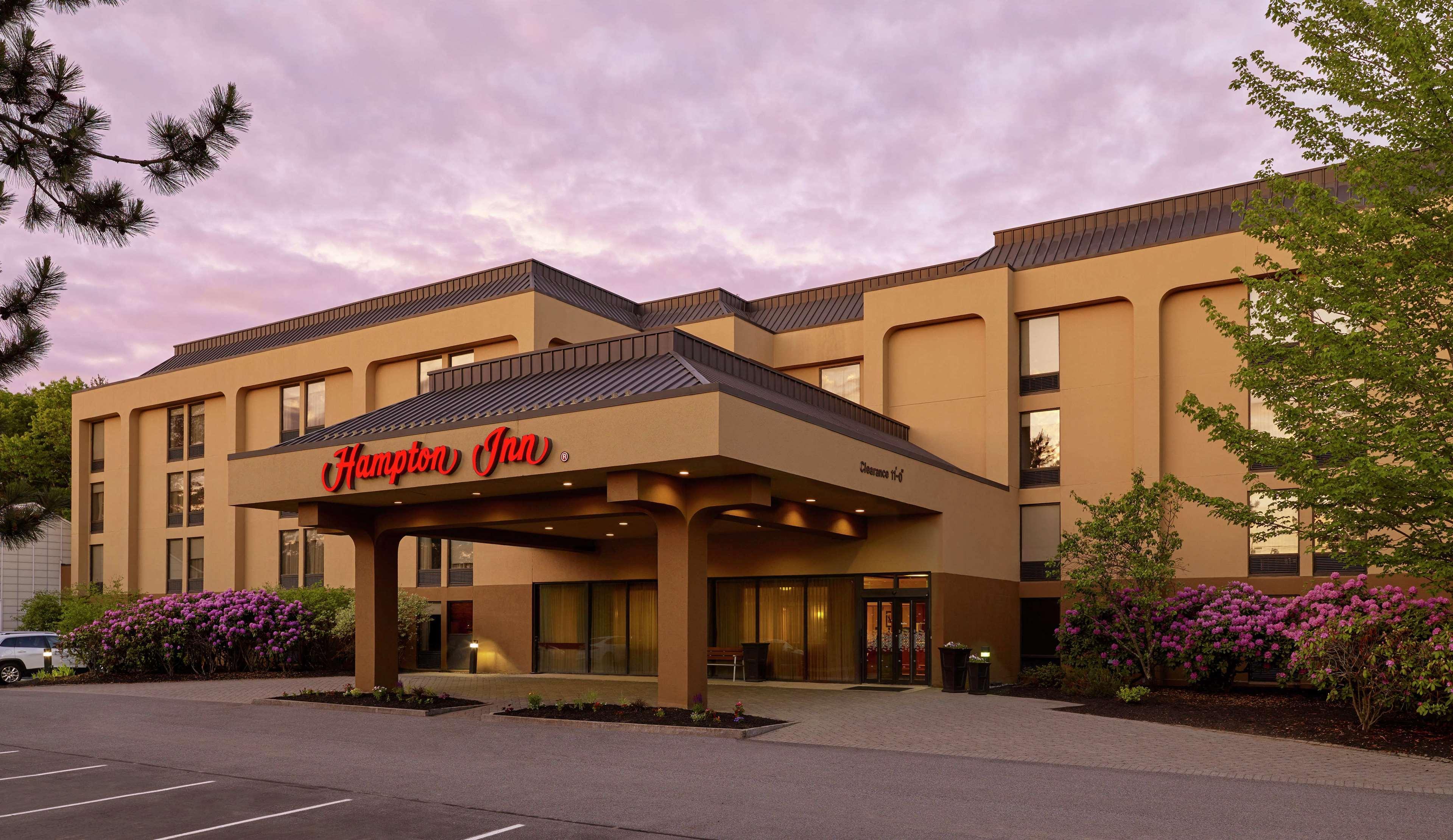 Hampton Inn Portland-Airport South Portland Exterior foto