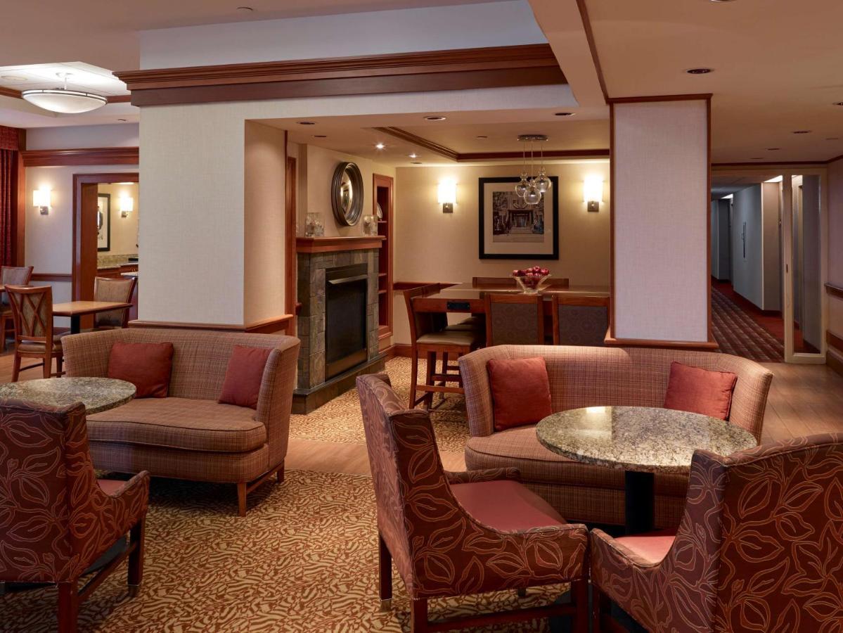 Hampton Inn Portland-Airport South Portland Exterior foto